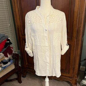 EUC M Made In Italy White Lace Button Down Shirt, Medium